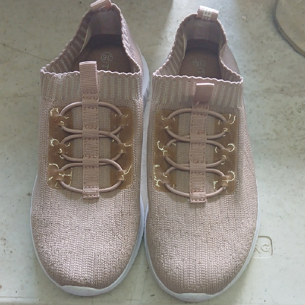 Stylish Tan Knit Sneakers